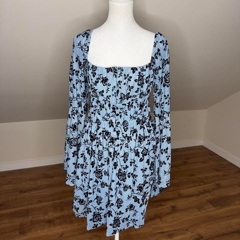 One Clothing LA Blue Black Rose Mini Dress M Whimsigoth Witchy Bell Sleeve - Picture 5 of 6